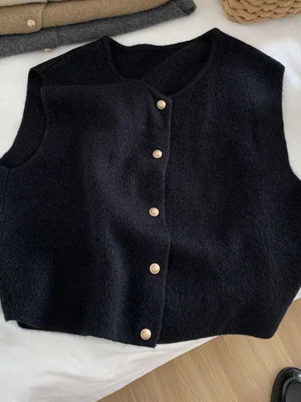 R-neck Slim Fit Knit Vest Button down cardigan